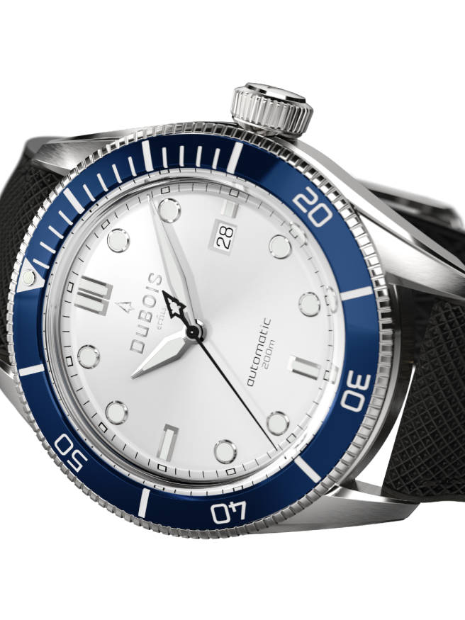 Taucheruhr mit historischem Schweizer Uhrwerk und verknüpft mit einer Blockchain. Die DBF007-09 ist mit einem weissem Zifferblatt und Drehring in Kobaltblau ausgestattet. Die Uhr verfügt über eine hervorragende Leuchtkraft dank Superluminova. 