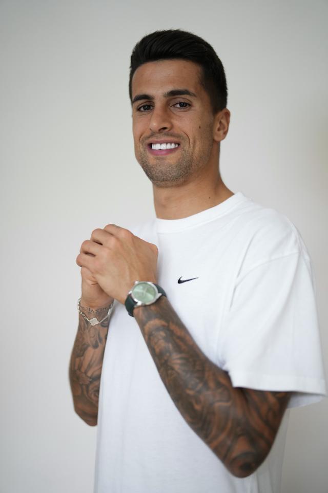 Joao Cancelo mit der DBF008-03-20